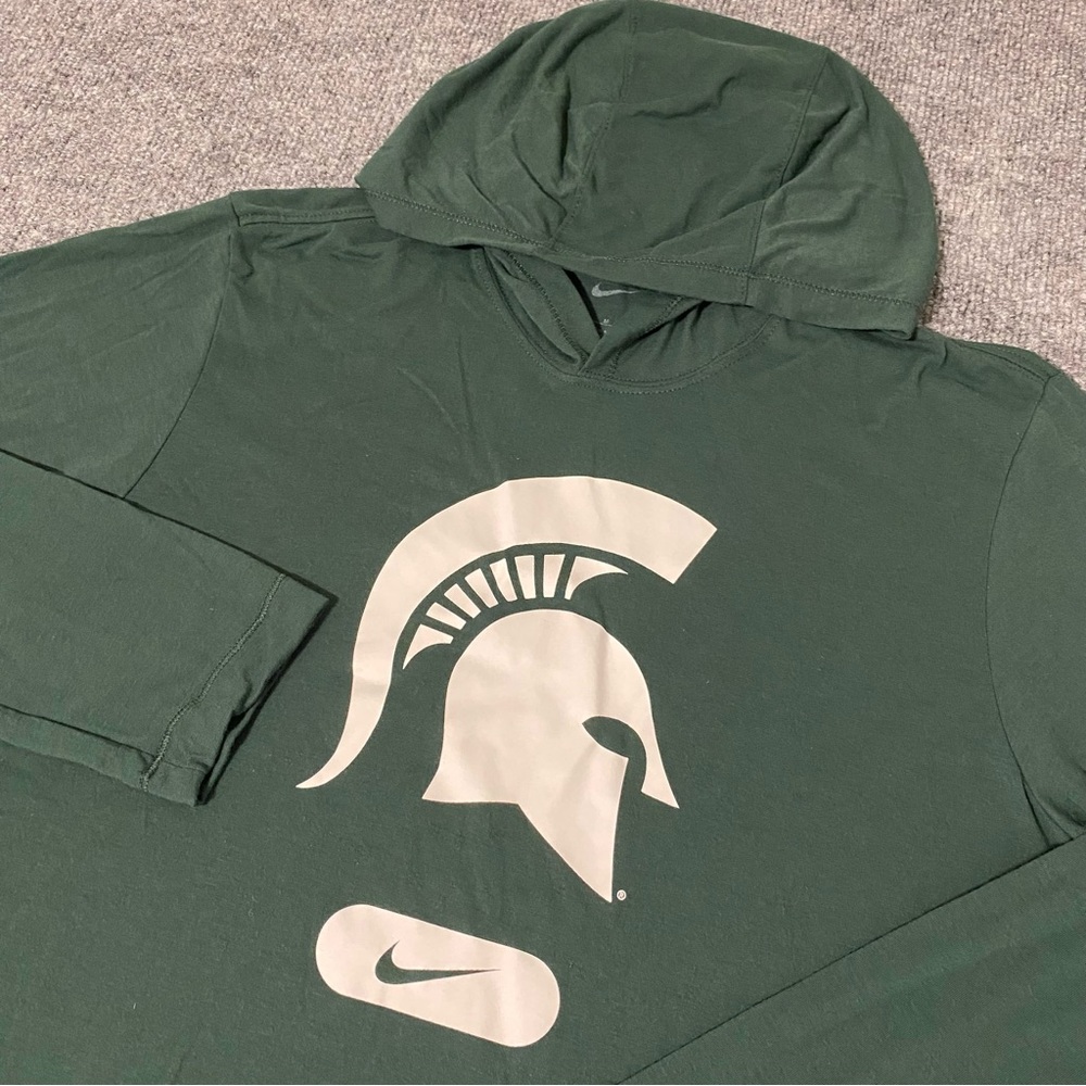 Nike Michigan State Spartans Mens Medium Lightweight Hooded Shirt NWOT